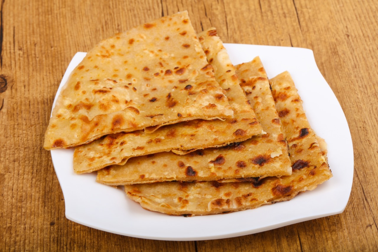 Aloo Pyaz Paratha